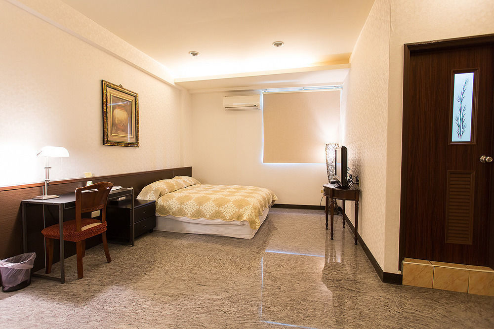 Eureka Bed & Breakfast Tainan Exterior foto