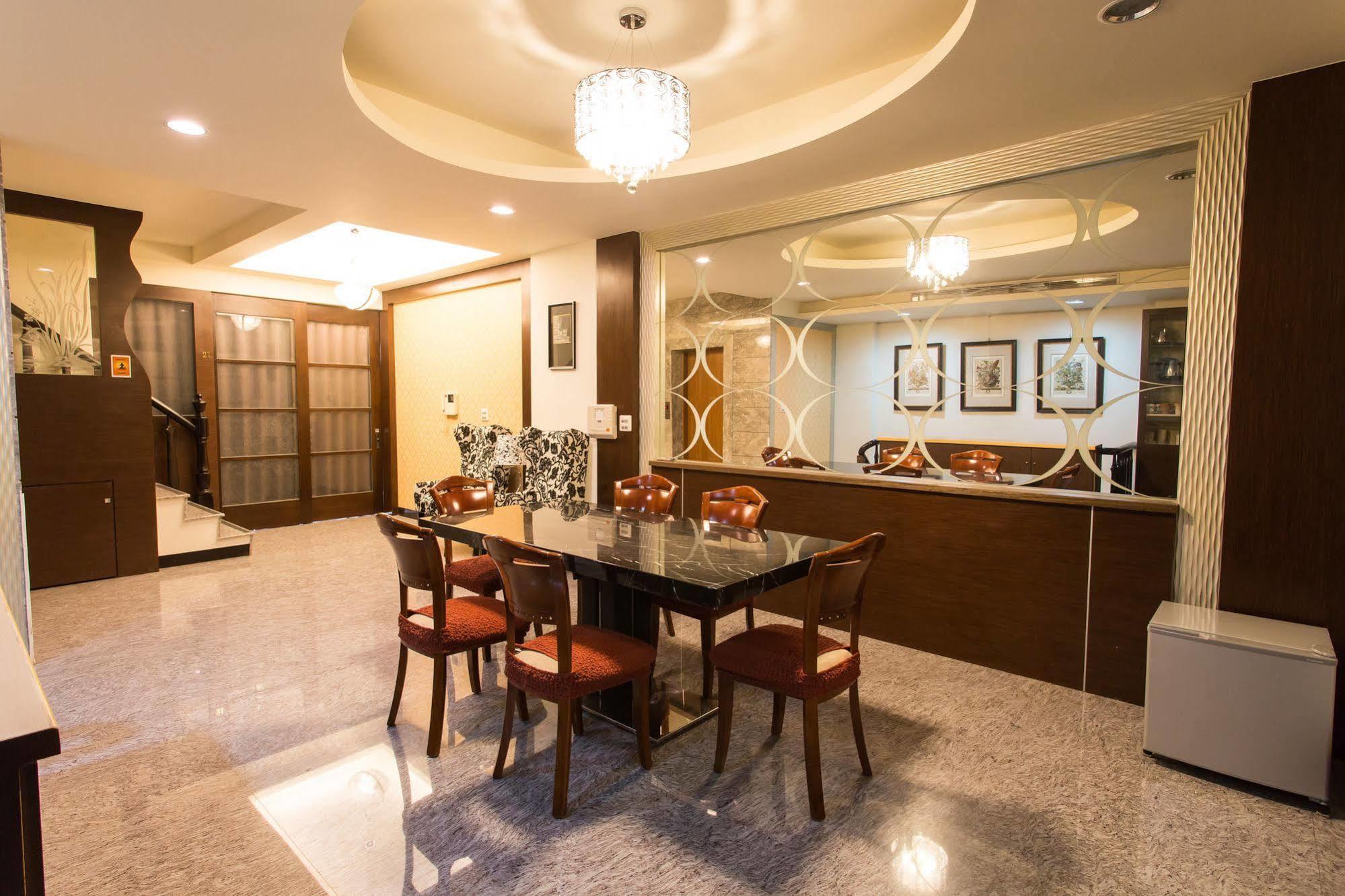 Eureka Bed & Breakfast Tainan Exterior foto