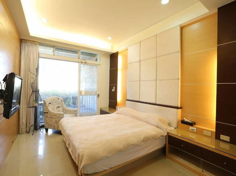 Eureka Bed & Breakfast Tainan Exterior foto